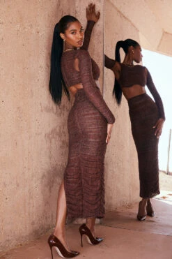 Chocolate Print Ruched Mesh Cutout Cropped Top 24 Chocolate Print Ruched Mesh Cutout Cropped Top -Pinkyy Kleider Geschaft 1616658226 blythe c21