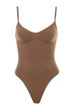 Sculpting Thong Bodysuit Mocha -Pinkyy Kleider Geschaft 1628675163 ultimate sculpting thong bodysuit brown 01
