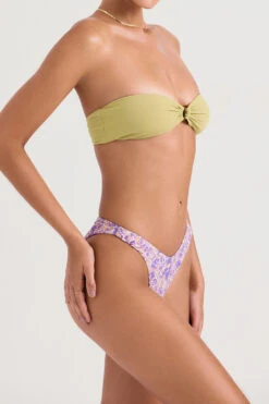 Violet Floral Ruched Bikini Bottom 9 Violet Floral Ruched Bikini Bottom -Pinkyy Kleider Geschaft 1652243966 medea gn 3