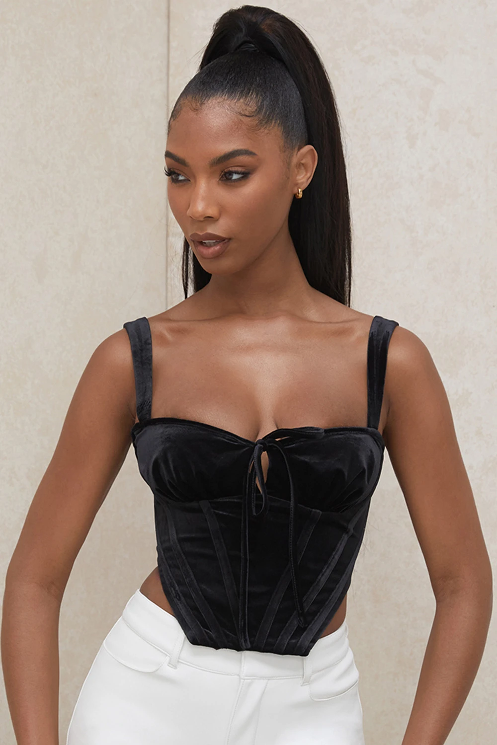 Black Velvet Cupped Corset Top 4 Black Velvet Cupped Corset Top – Bild 4