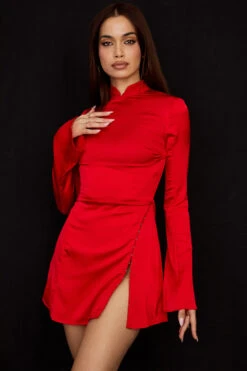 Scarlet Satin Mini Dress -Pinkyy Kleider Geschaft alyssa scarlet 2