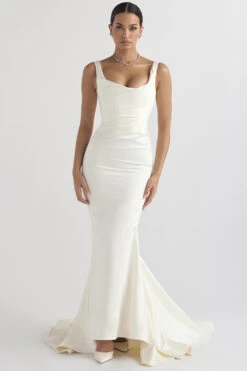 Off White Satin Mermaid Bridal Gown -Pinkyy Kleider Geschaft emilie 1