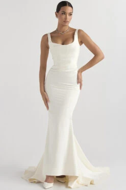 Off White Satin Mermaid Bridal Gown -Pinkyy Kleider Geschaft emilie 5