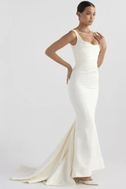 Off White Satin Mermaid Bridal Gown -Pinkyy Kleider Geschaft emilie 7