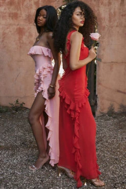 Cherry Ruffle Maxi Dress -Pinkyy Kleider Geschaft look 04 2578