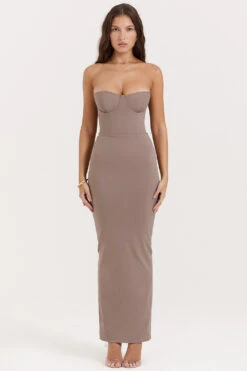Taupe Strapless Corset Maxi Dress -Pinkyy Kleider Geschaft lucia 1