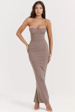 Taupe Strapless Corset Maxi Dress -Pinkyy Kleider Geschaft lucia 2