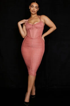 Rose Ruched Midi Dress -Pinkyy Kleider Geschaft mariah 1