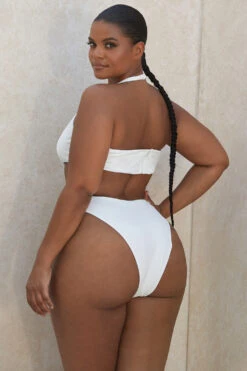 White Crossover Halter One Piece Swimsuit 25 White Crossover Halter One Piece Swimsuit -Pinkyy Kleider Geschaft savannah 11t