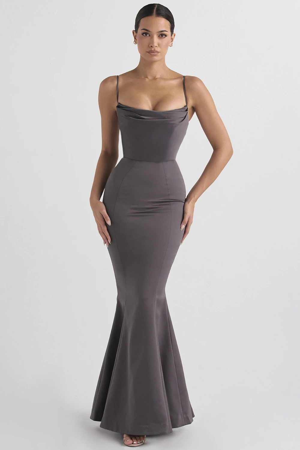 Shadow Satin Fishtail Gown 3 Shadow Satin Fishtail Gown – Bild 3